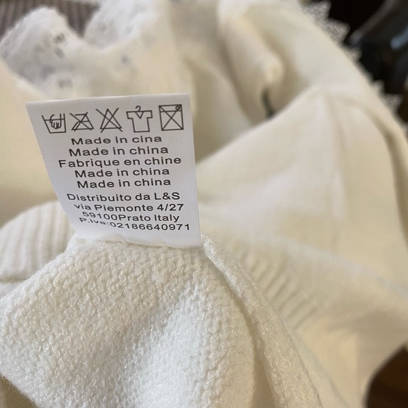 Beautiful jacket/sweatet - Picture 5 of 5